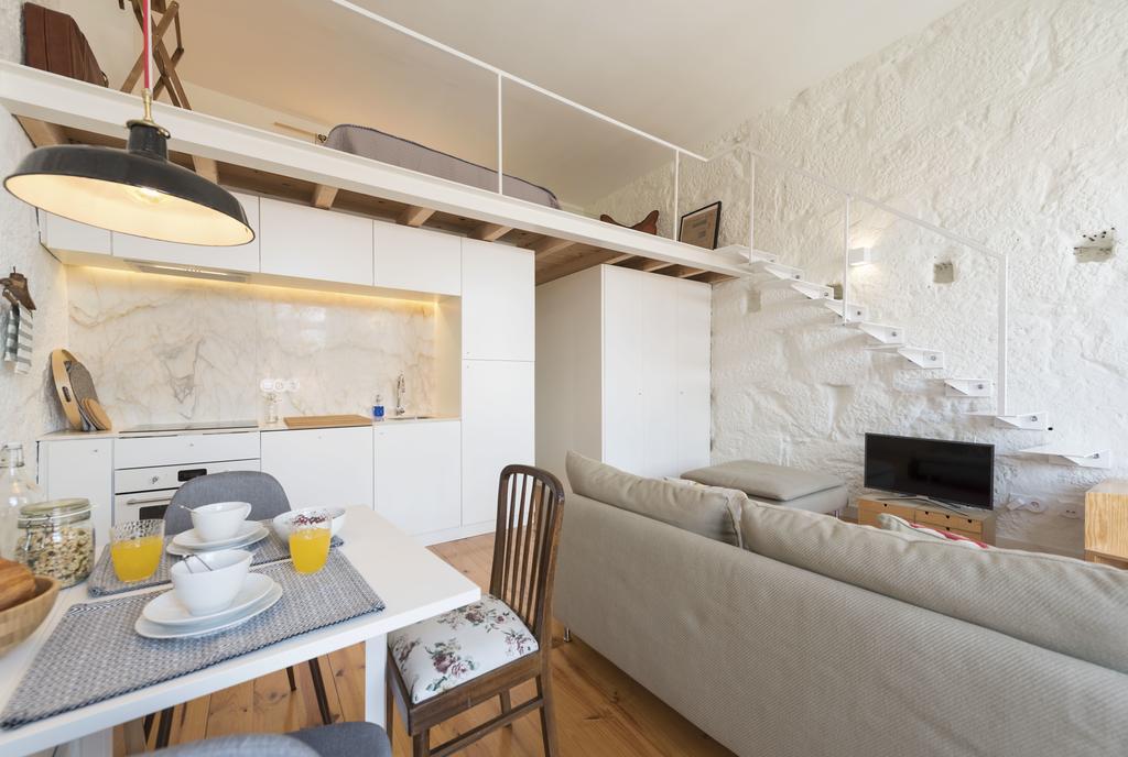 Lovelystay - Cativo Mezzanine Studio Porto Buitenkant foto