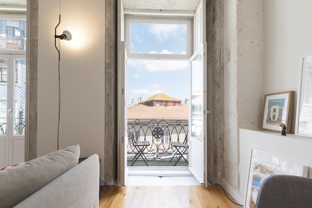 Lovelystay - Cativo Mezzanine Studio Porto Buitenkant foto