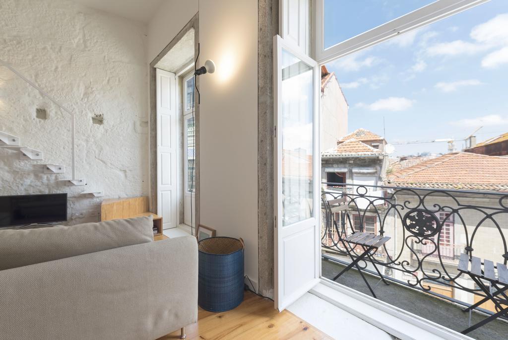 Lovelystay - Cativo Mezzanine Studio Porto Buitenkant foto