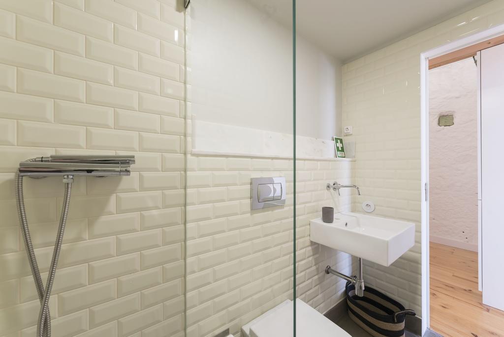 Lovelystay - Cativo Mezzanine Studio Porto Buitenkant foto